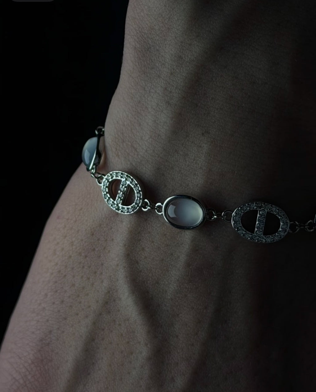 Luna Argentum necklace